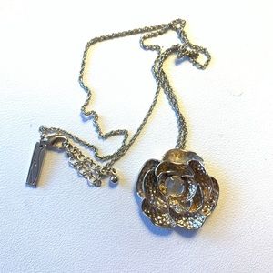 Kendra Scott Rose Necklace With Charm